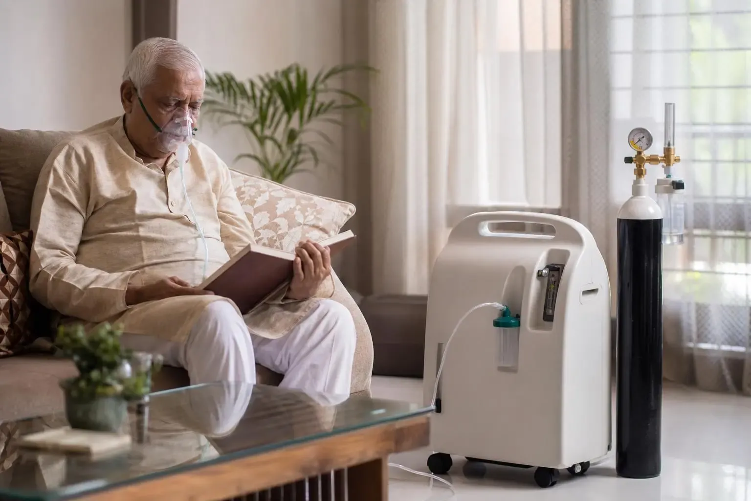 Oxygen Concentrator vs Oxygen Cylinder Home Guide