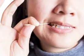 How Toothpicks Hurt Your Gums: What Dentists Want You to Know