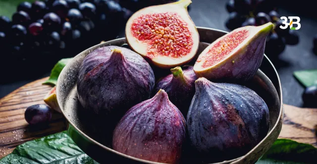 अंजीर खाने के फायदे, उपयोग और सेवन का सही तरीका | Anjeer Benefits in Hindi – Aarogyaa Bharat