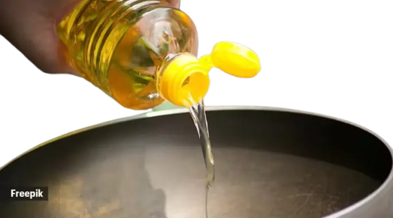 Refined Oil vs Ghani Oil: What’s Really Cooking in Your Kitchen?